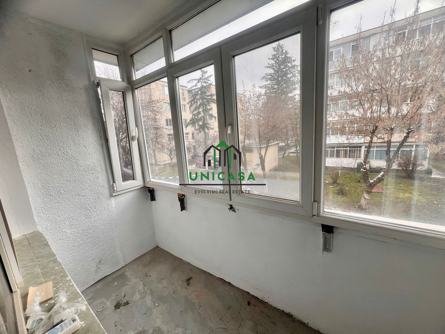 Apartament 2 camere /Etaj 1 / Zona 1 Mai - Poză 2