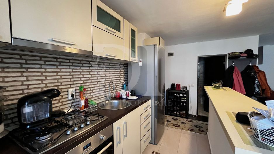 Apartament de 3 camere | de vanzare | Parcare inclusa - Poză 4