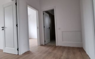 Reședință Modernă cu Finisaje Distinse - Poză 7