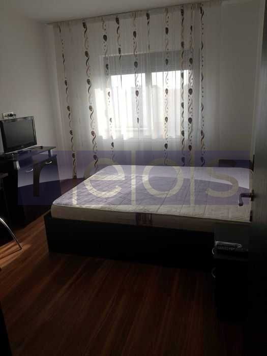 DE VANZARE AP 3 CAMERE 55 MP PRELUNGIREA GHENCEA | SEMIDECOMANDAT | PARCARE - Poză 1