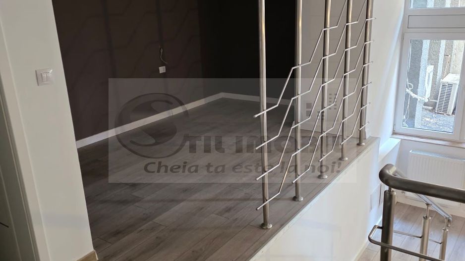 Ap 1 cam, 40 mp ultracentral, ideal ca investiție, renovat – 119.000 € - Poză 4