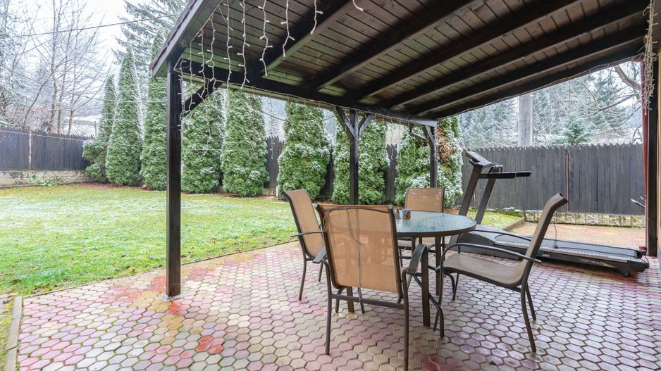 Casa individuala in Dambul Morii cu vedere spre Piatra Mare - Poză 21