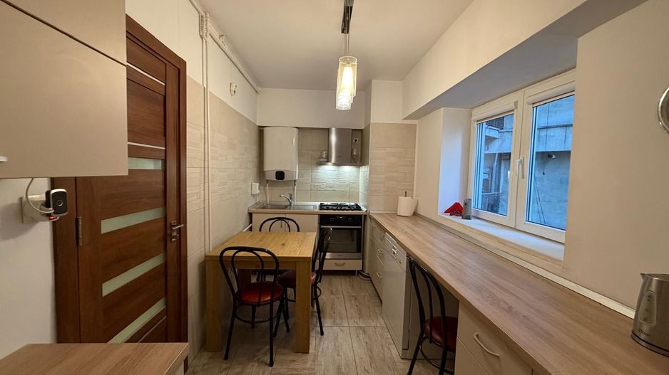 Apartament Piata Unirii, cu parcare - Poză 27