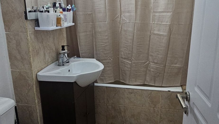 Apartament 4 camere decomandat- Cornitoiu, Unitatea Militara - Poză 7