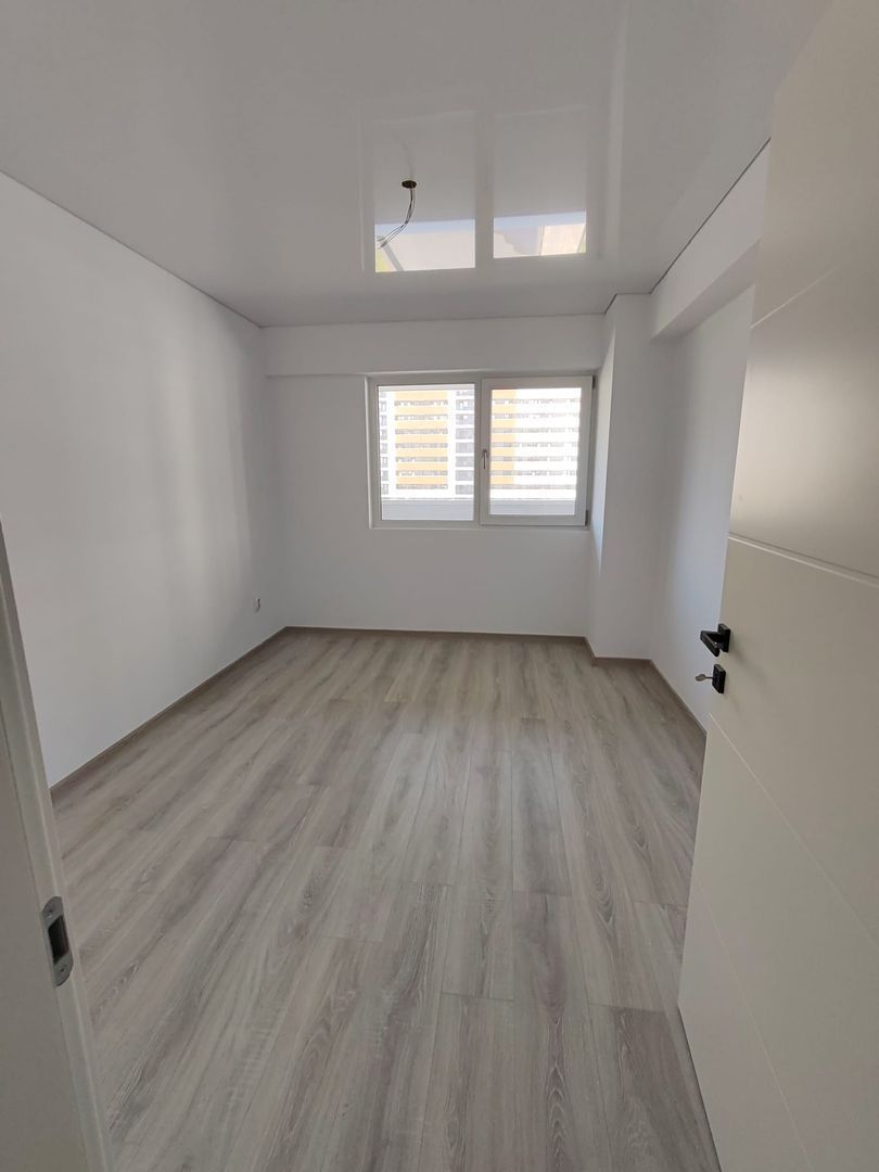 Apartament NOU 3 camere 89 mp Copou 145000 euro tva inclus - Poză 5