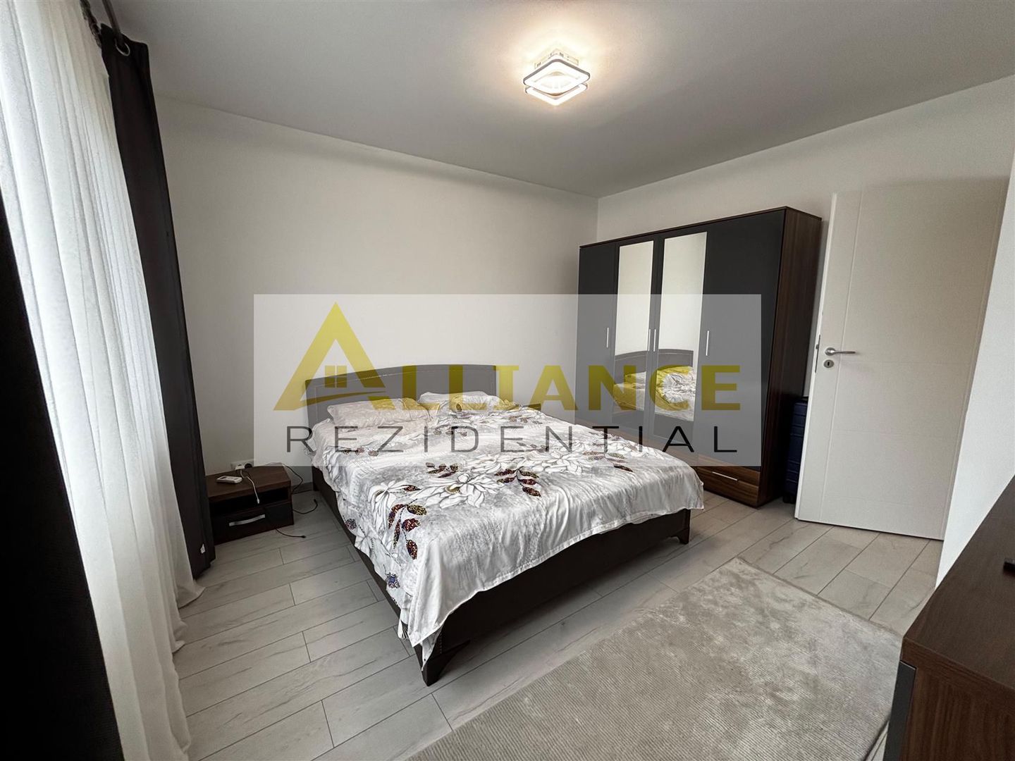 Casa individuala 4 camere  2 băi  mobilat-utilată - Poză 8