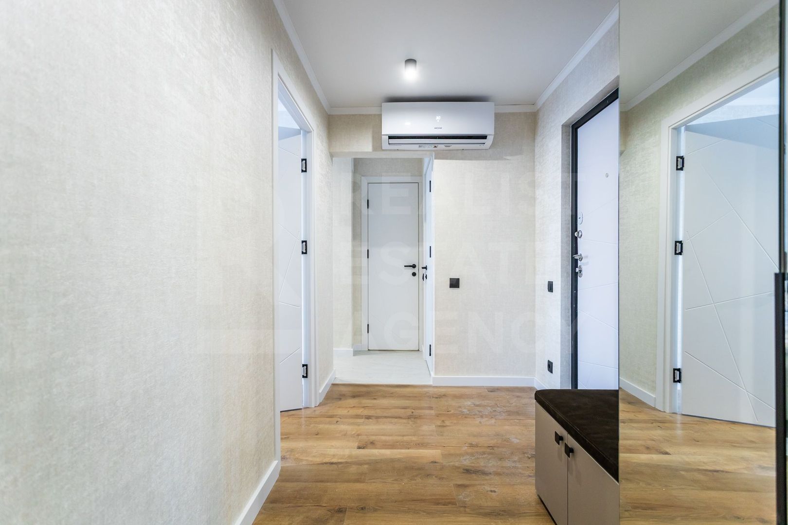 Vânzare , apartament, 2 camere, bd. Mircea cel Bătrân Ciocana - Poză 10