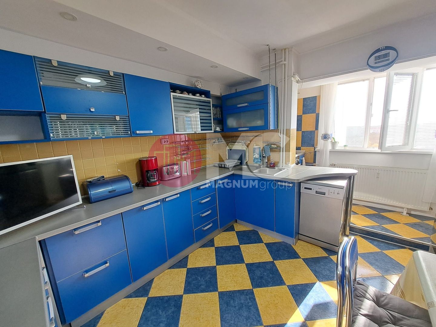 Apartament 4 camere de inchiriat zona Alexandru Obregia, Sector 4 - Poză 11