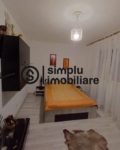 Apartament 3 camere, Valea Rosie - Poză 1
