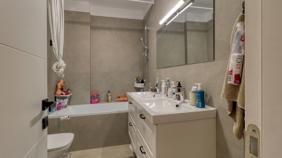 Apartament PREMIUM 4 camere | 92 mp | 2 băi | Parcare inclusă | - Poză 16