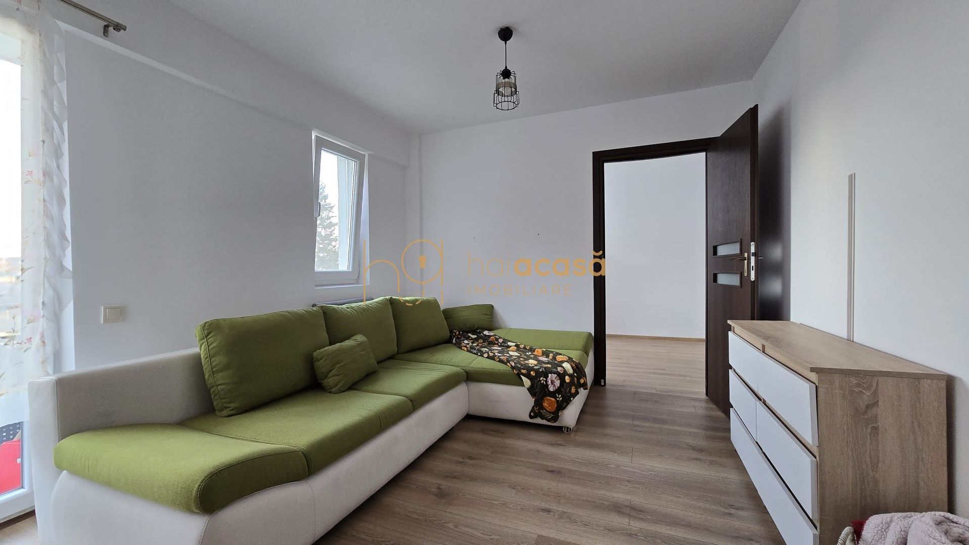 Apartament de inchiriat 56 mp 3 camere zona Florilor - Poză 1