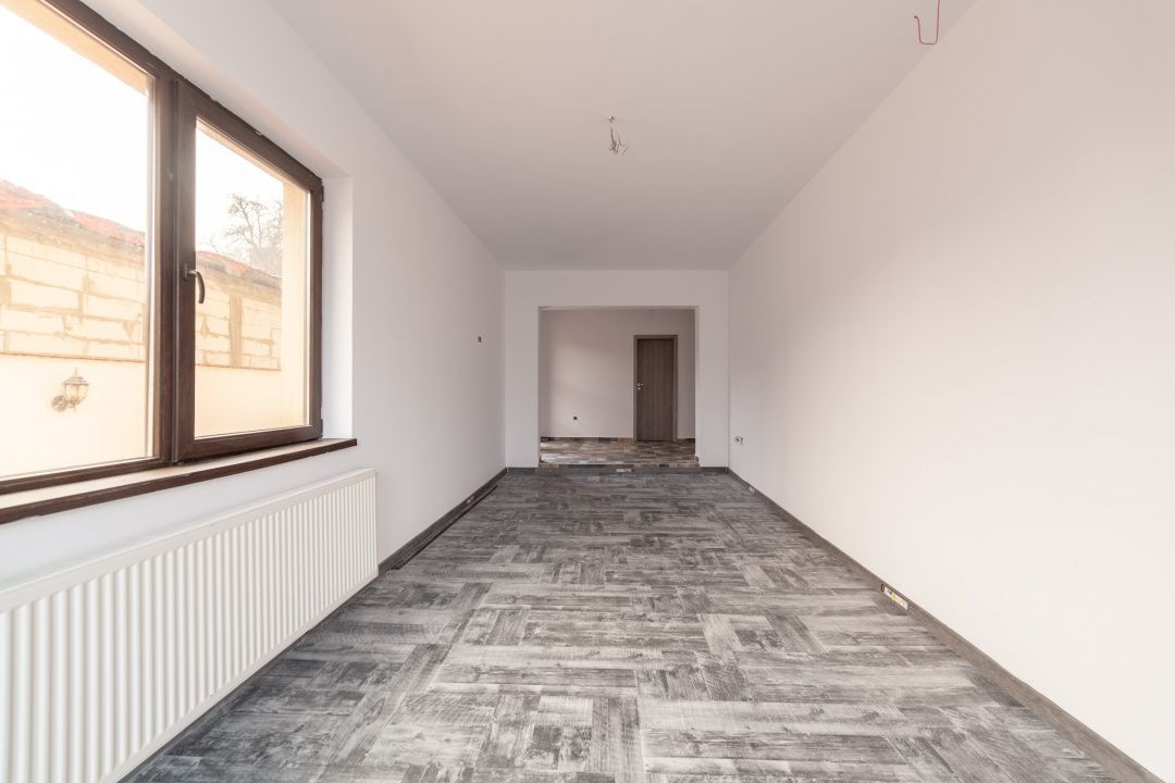 Casă spațioasă P+1+M – Izvorani, Ștefănești | Ideală pentru 2 familii! - Poză 9
