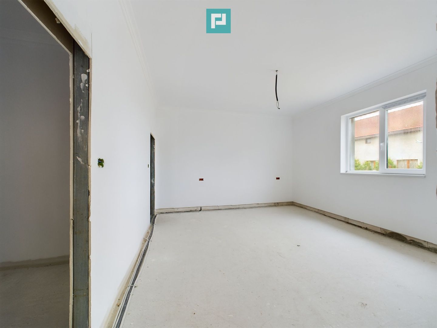 Casă individuală în Pădureni - Poză 8