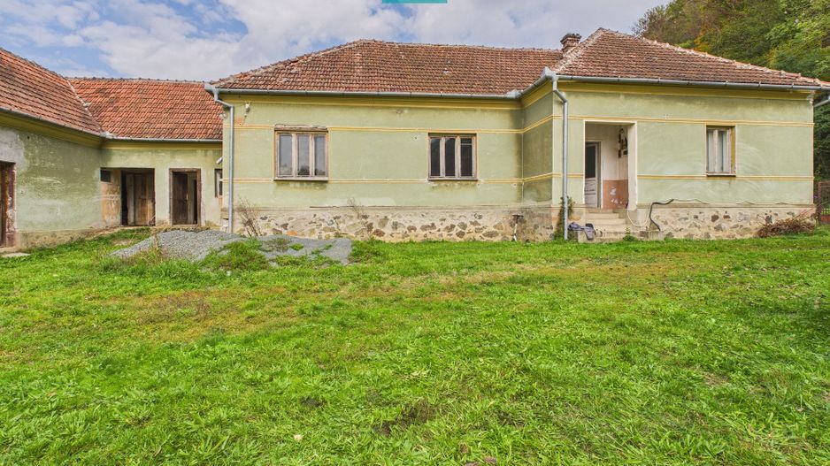 Casă cu teren generos Vărădia de Mureș - Stejar - Poză 5