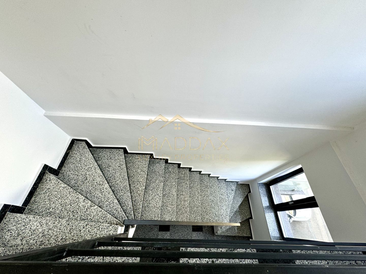 Apartament cu 3 camere *prima inchirere* // zona Herastrau - Poză 28