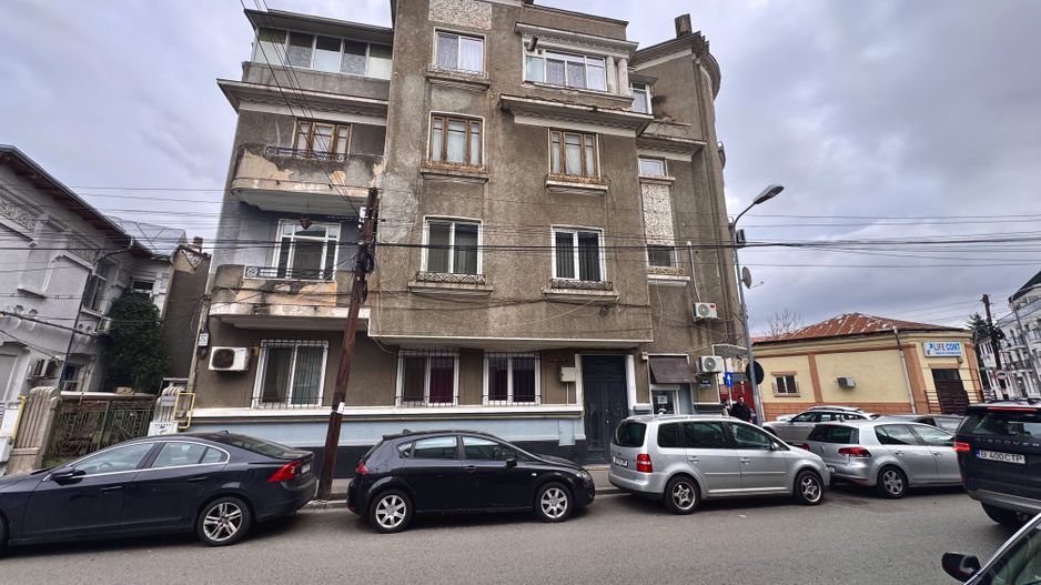 Apartament în Vila Interbelica | Centrală proprie - Poză 7