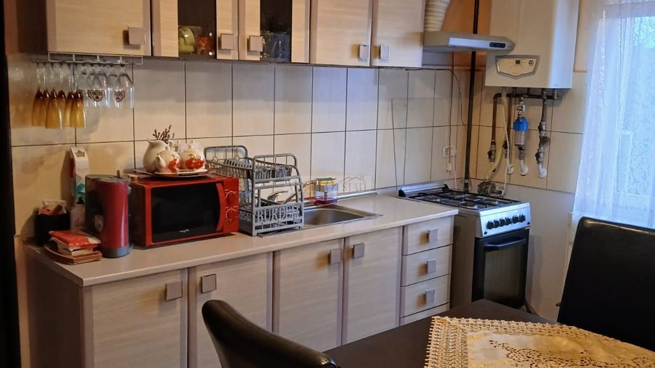 Apartament 2 camere cu 2 balcoane și pod – zona Torontalului - Poză 7