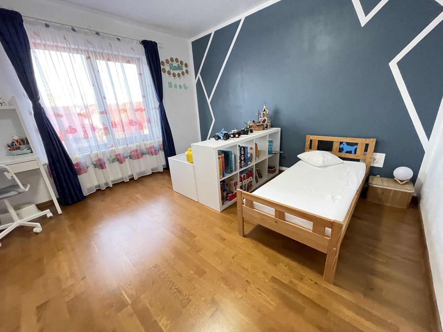 Casa moderna, frumos amenajata in zona Bogdanestilor - Poză 23