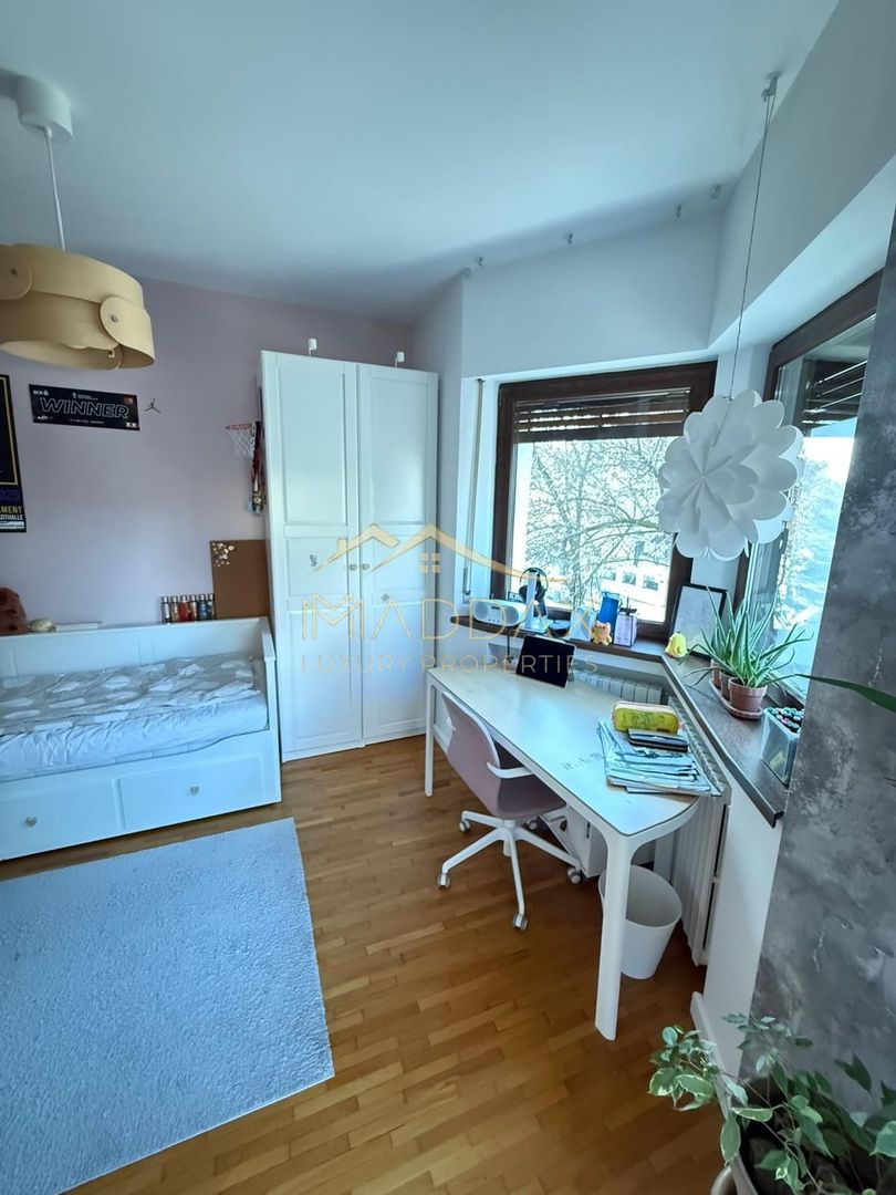 Apartament 4 camere*Vilă Dorobanți/ Curte superba/ Spațios - Poză 18