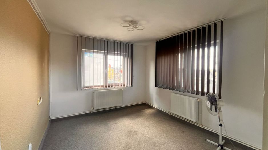 Spații birouri de Închiriat 80 Mp | Suceava/ Obcini | 500Euro/luna - Poză 3