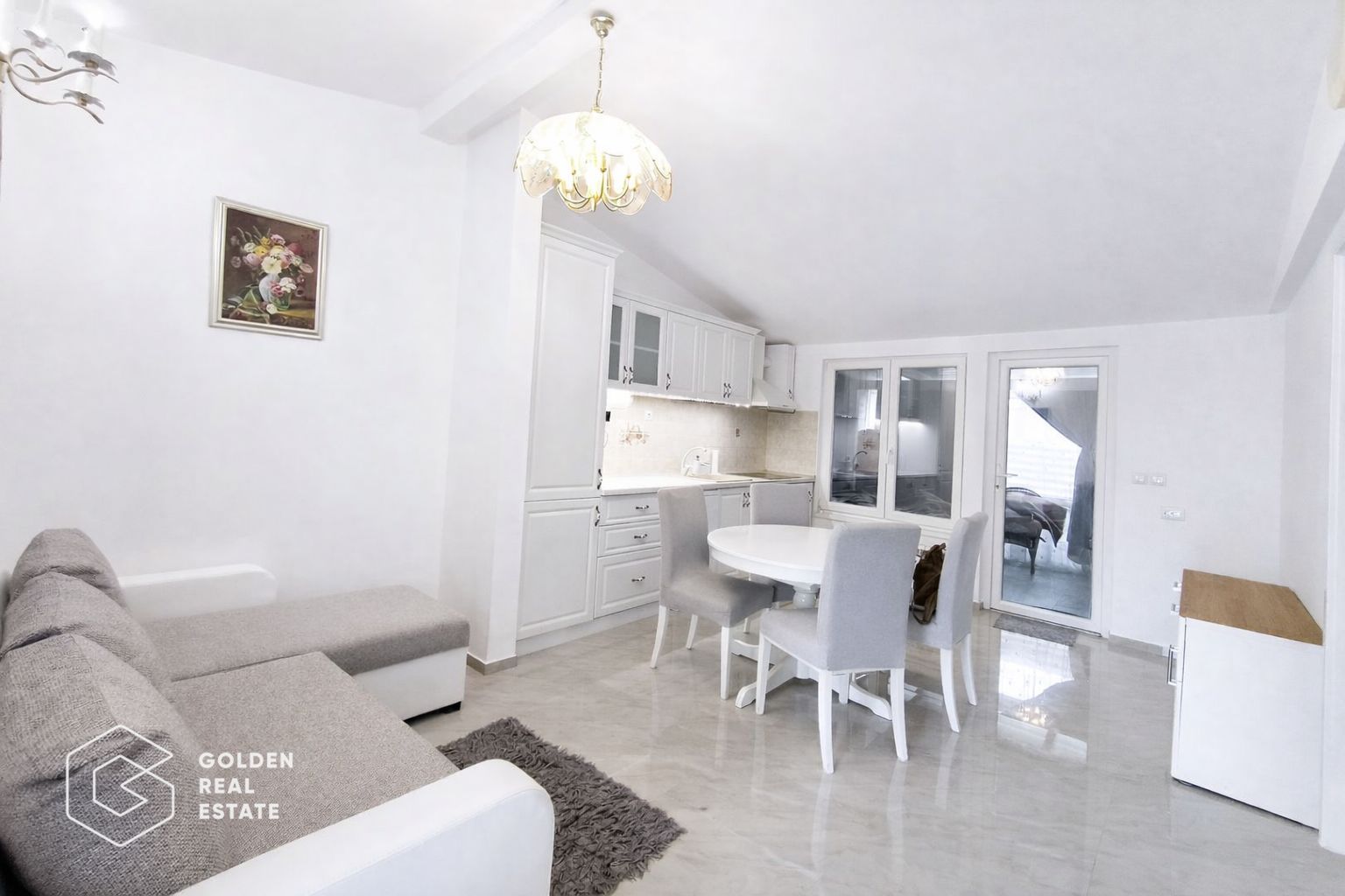 Casă zona Circumvalațiunii, aproape de City of Mara - Poză 8