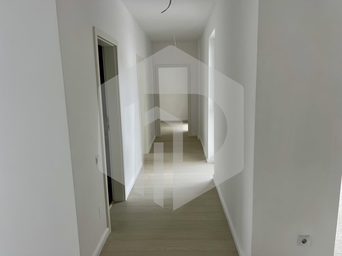 Apartament/ spatiu comercial in zona Kogalniceanu- Parter- La cheie - Poză 8