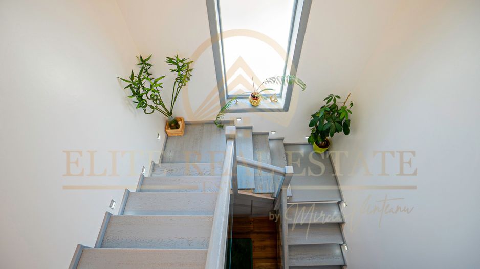 Mamaia Sat - Casă ultra-modernă de lux  – 5 camere, 4 dormitoare. - Poză 15