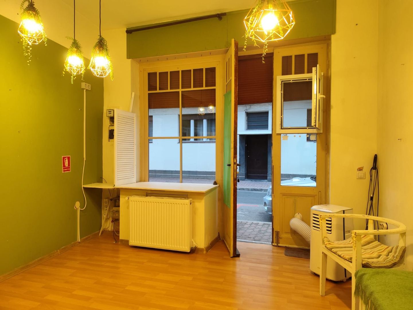 Spatiu comercial de inchiriat – ultracentral, str. Ady Endre, Oradea - Poză 2