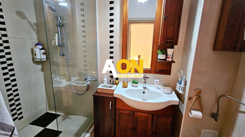 Casa tip insiruit, 3 camere, mobilata, utilata, 148 mp teren, Centru - Poză 17