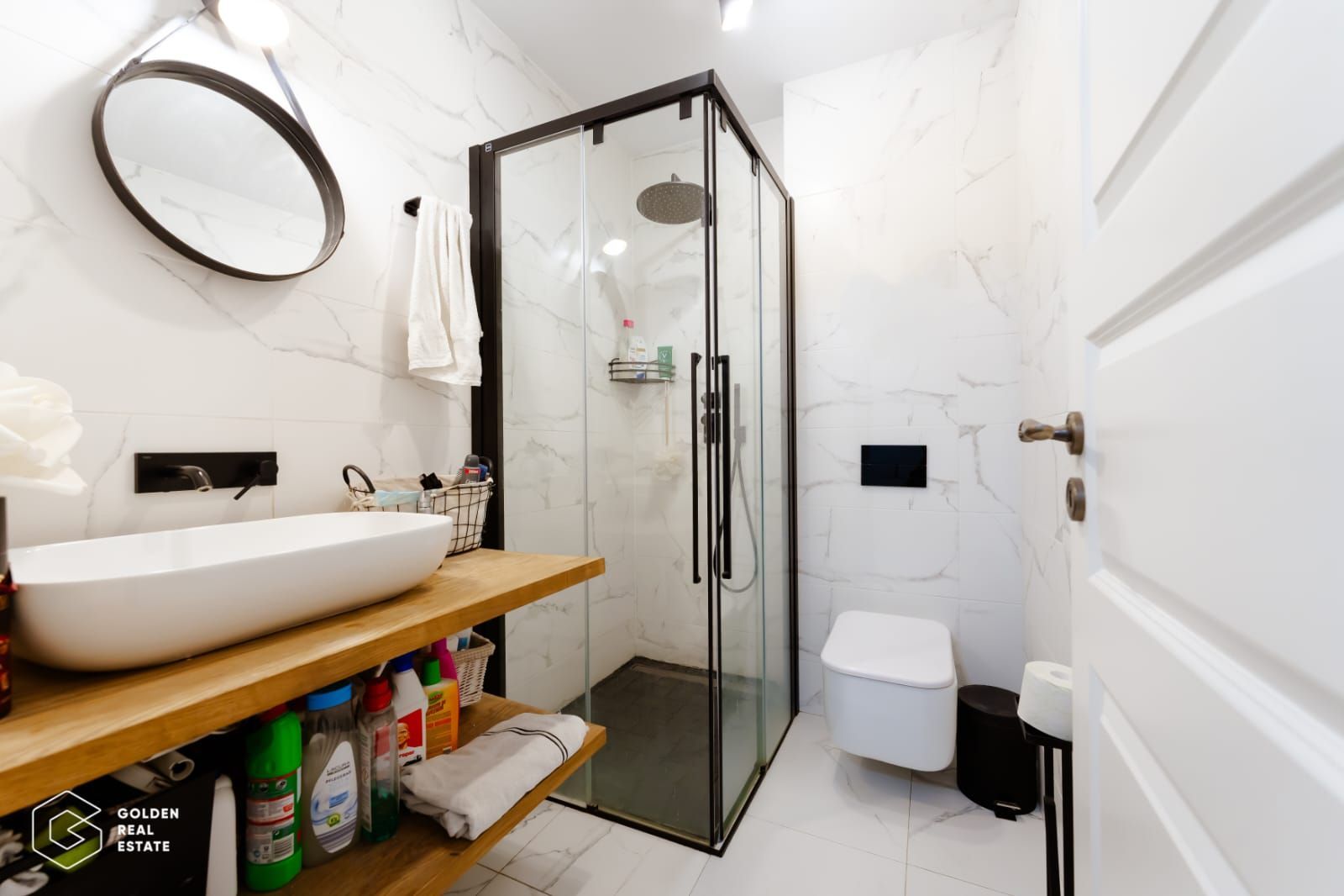 Casa moderna - Lux si eficienta energetica - Poză 3