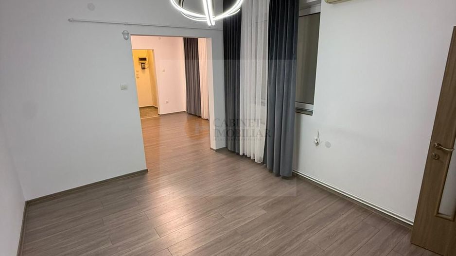4 camere  | Etaj 1/6  | Calea Victoriei - | Partial mobilat si utilat - Poză 5