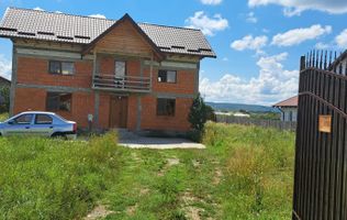 VILA 4 CAMERE, TEREN 787 MP, PISCANI, ARGES
