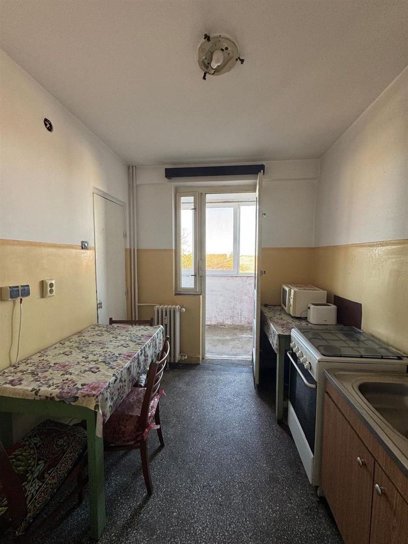 Apartament 3 camere zona Rogerius - Poză 2