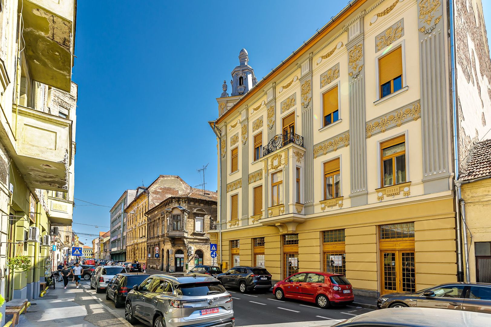 Spațiu comercial cu 5 căi de acces, clădire complet restaurată. - Poză 4