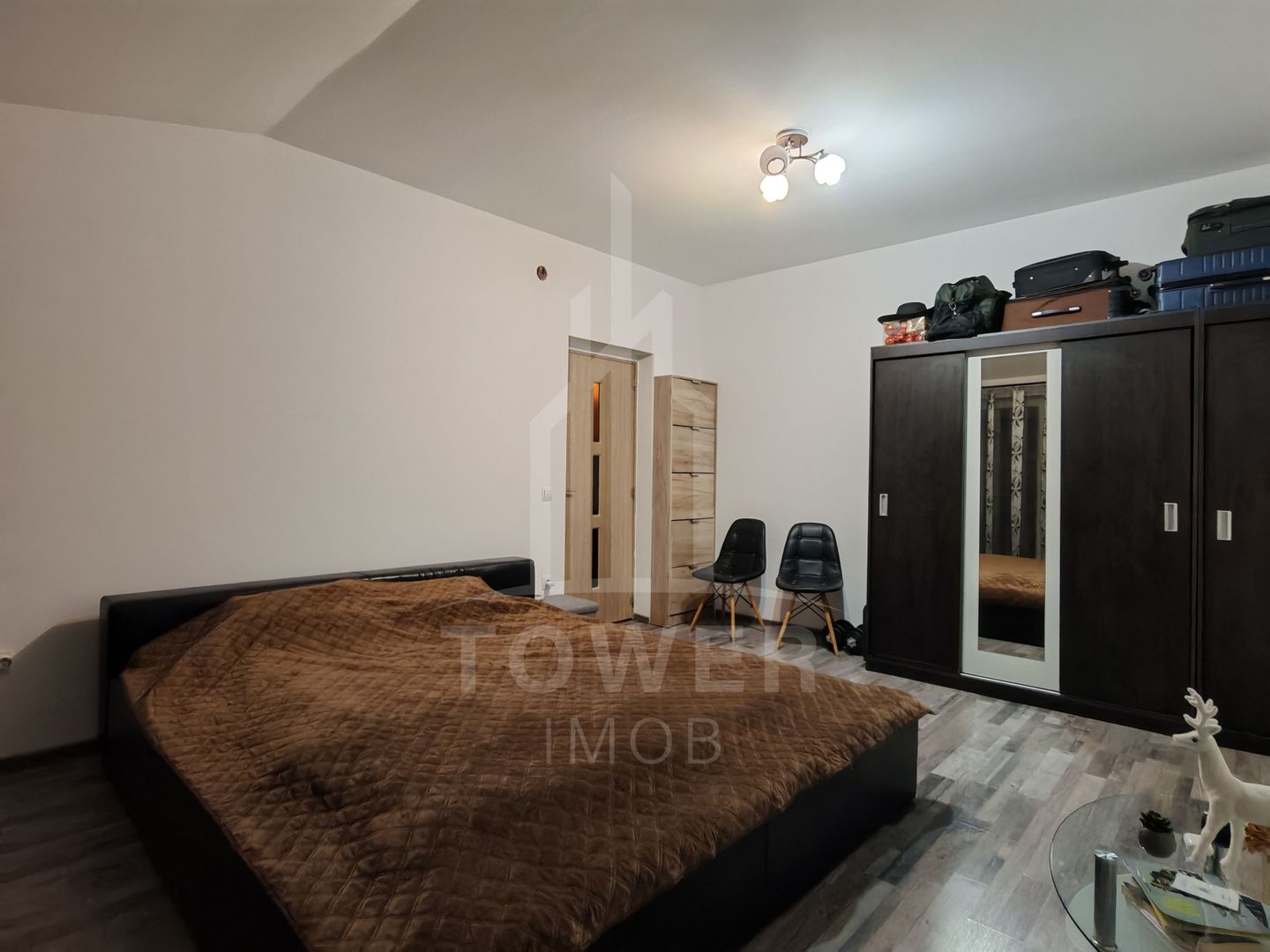 Tower Imob propune spre vânzare un apartament cu o cameră in Turnisor. - Poză 4