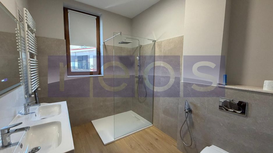 INCHIRIERE 4 CAMERE LUX | 200MP | NEMOBILAT | LOC PARCARE | VEDERE LAC - Poză 16