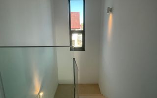 VILA NOUA SI MODERNA CU 5 CAMERE LA INCHIRIERE IN OTOPENI - Poză 25