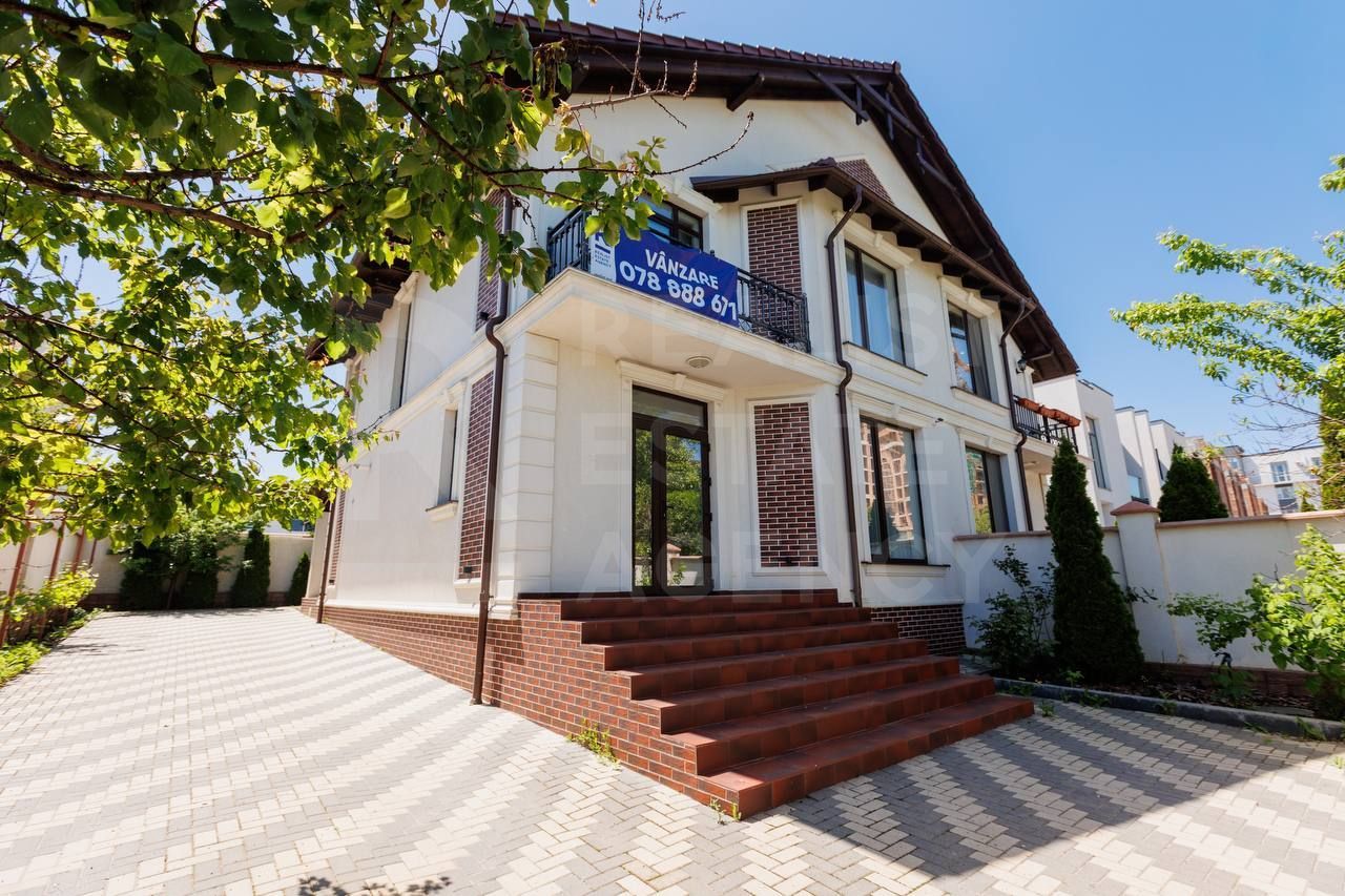 Vânzare, casă, 4 camere, str. Nicolae Dimo, or. Durlești - Poză 1