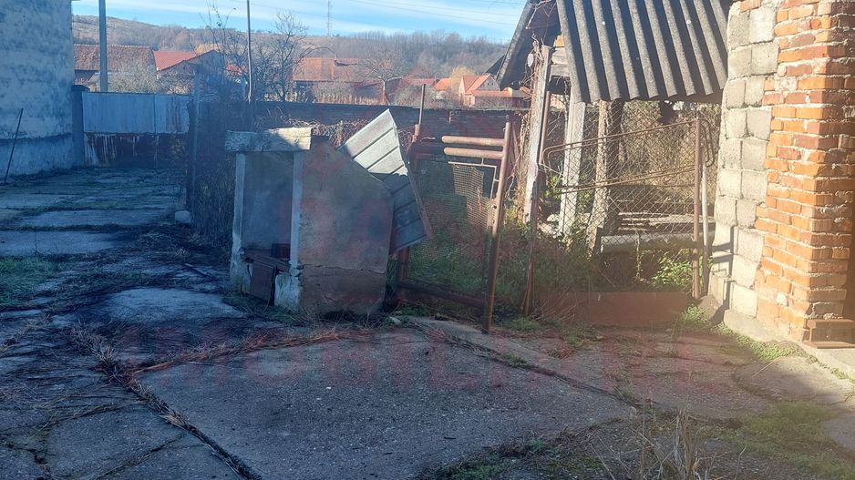 CASĂ PĂLTINIȘ\JUD. CARAȘ-SEVERIN\ COMISION 0% - Poză 23