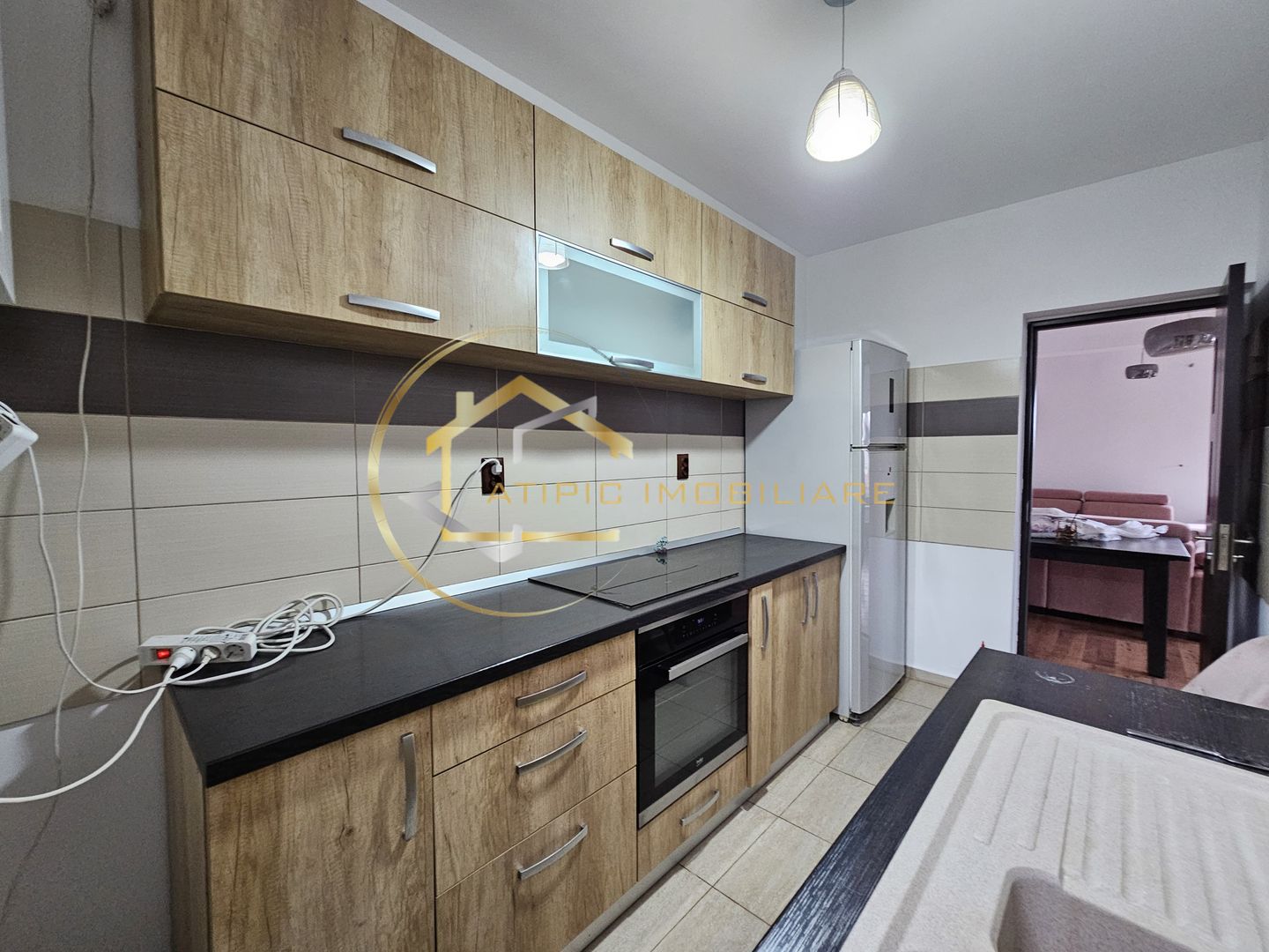 Inchiriere casa 3 camere - Poză 12