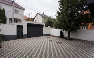 CASĂ DE VÂNZARE ÎN DUMBRAVA SUPRAFAȚA DE 300 MP + TEREN 3.5 ARI - Poză 4