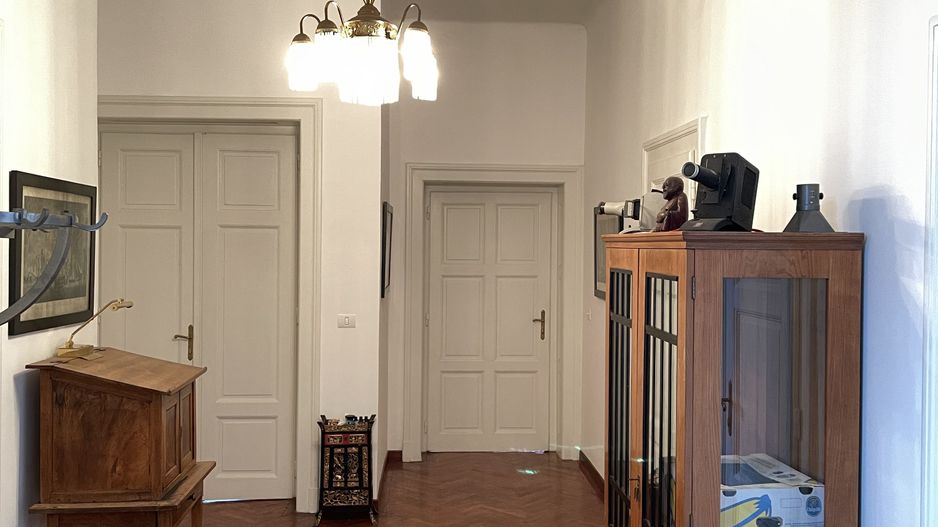 Apartament 5 camere , cladire istorica , renovat complet. - Poză 11