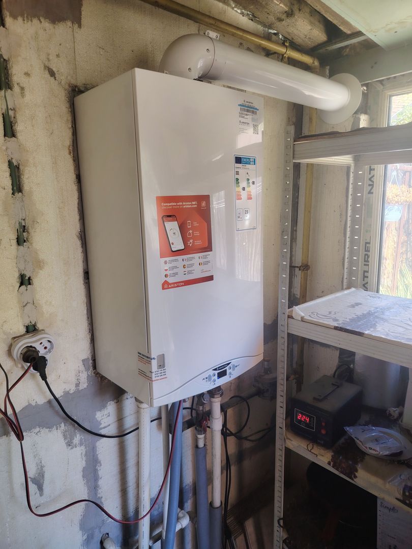 Casă curte proprie, 4 Camere, Curte Generoasă – Dristor - Poză 3