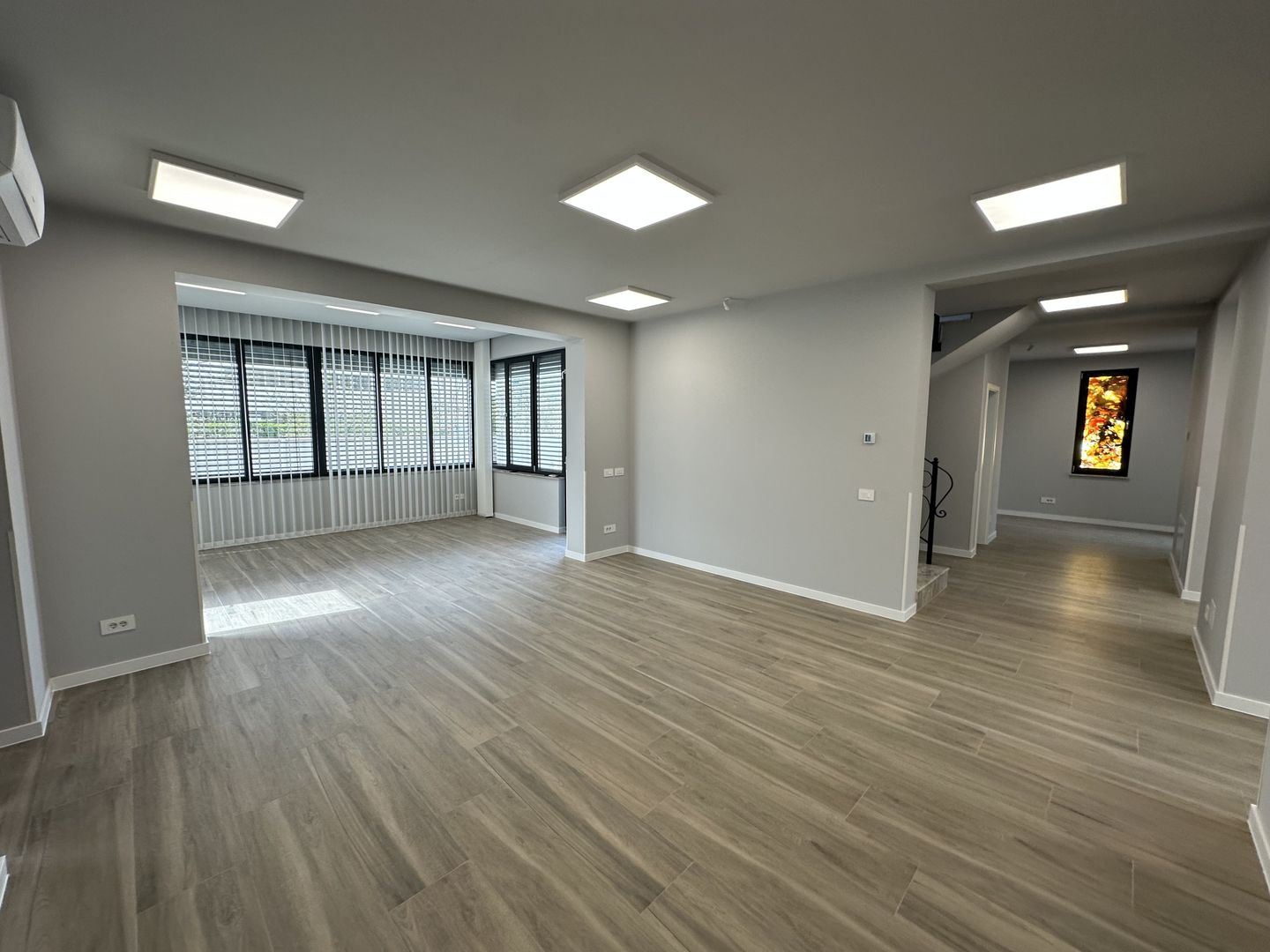 Spatiu de birouri - Poză 16