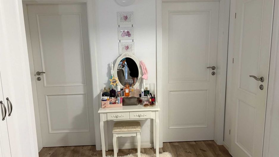 Apartament 3 camere, 2 balcoane, etaj intermediar - Poză 6