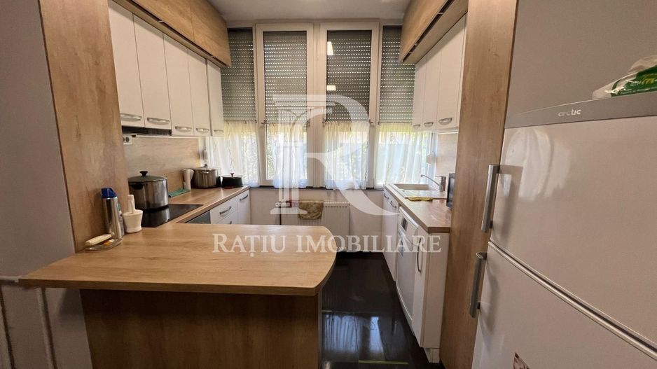 Apartament 4 Camere | Central | | Parter | 2 Parcări | 2 bai | Oradea - Poză 6