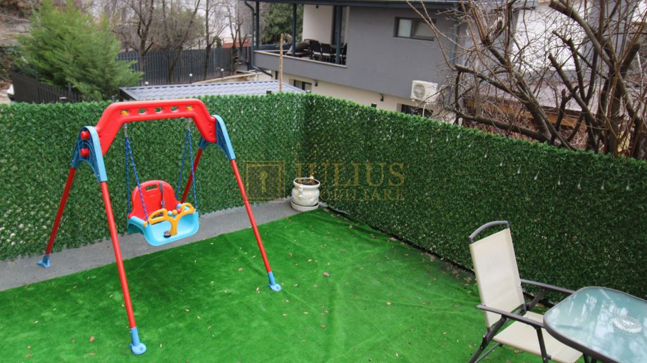 3 camere decomandat terasa generoasa cu vedere spre curte , locatie linistita - Poză 16