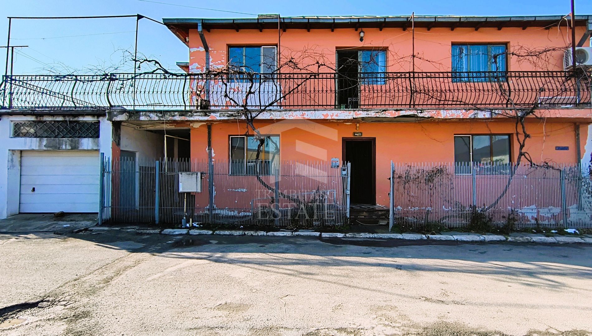 Medgidia | Casa P+1 | 5 camere spațioase, balcon, terasă și garaj - Poză 17