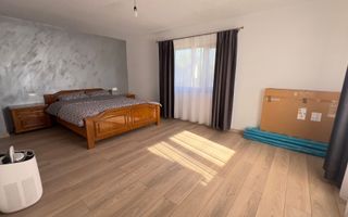 Casa de vanzare la 13 km de Onesti - Poză 7