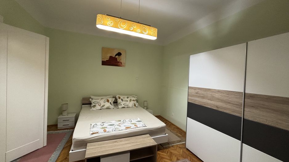 Vilă de închiriat zona Parvan - Poză 5